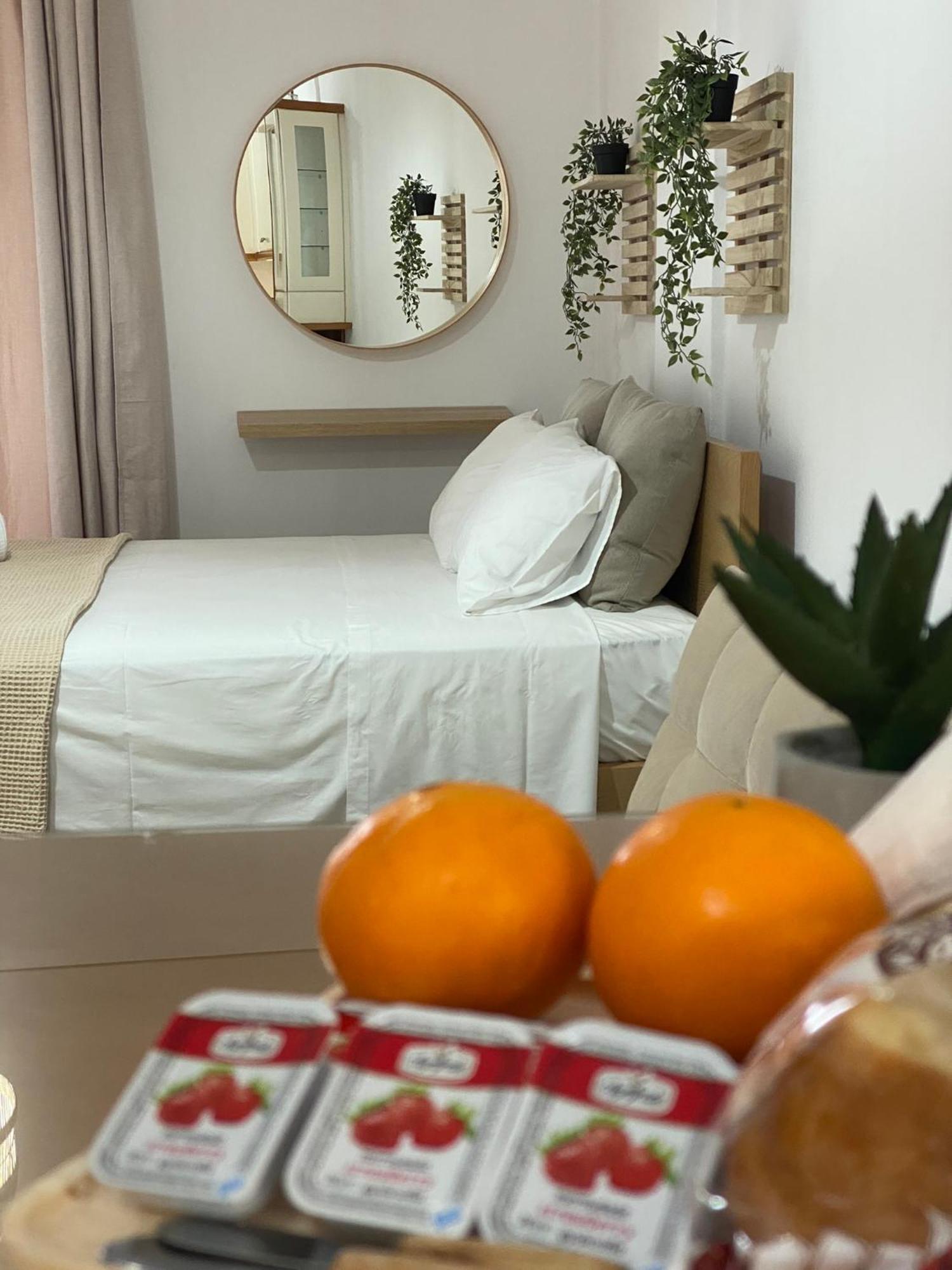 The Lemon Breeze Studio Tolo Ngoại thất bức ảnh